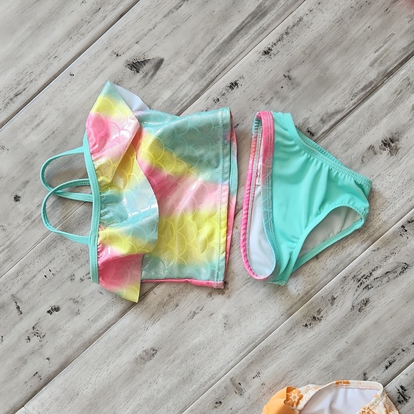 Toddler swimsuits - Picture 4 of 5